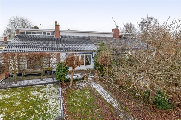 Te koop: Sfeervolle, knusse woning met vide én met vrij uitzicht aan de voorzijde !